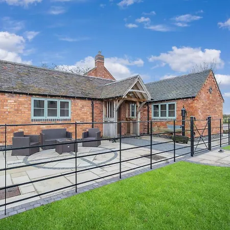 The Shed Villa Coventry Exterior photo