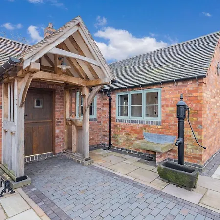 The Shed Villa Coventry Exterior photo